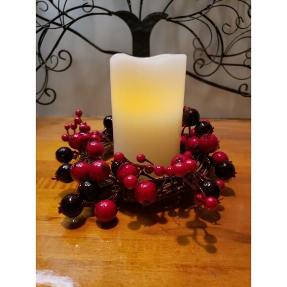 Battery Operated Candle w/Berry Grapevine Ring Timer New In Box - Picture 1 of 6
